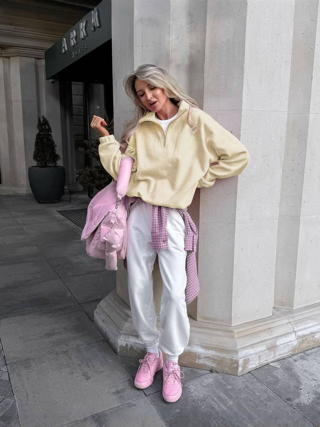Lambswool Loose Turtleneck Pullover Fashion