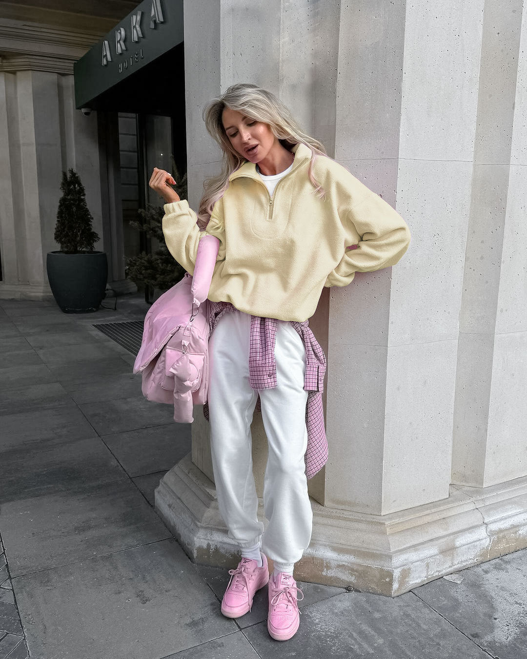 Lambswool Loose Turtleneck Pullover Fashion